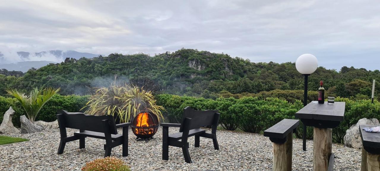 Rocky Ridge Cottage Takaka Exteriör bild