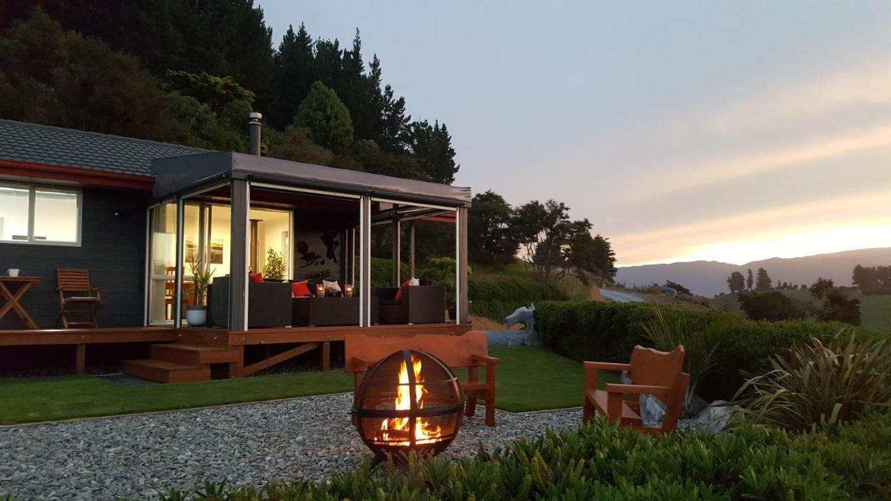 Rocky Ridge Cottage Takaka Exteriör bild