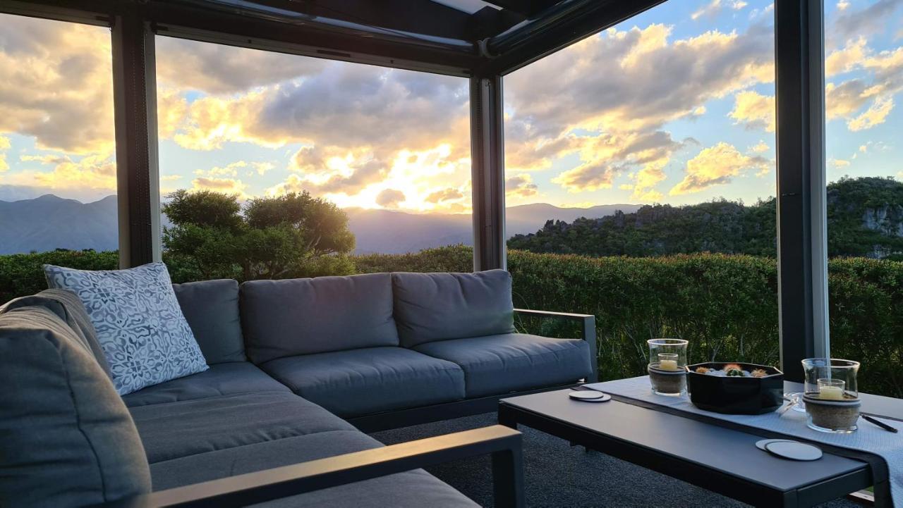 Rocky Ridge Cottage Takaka Exteriör bild
