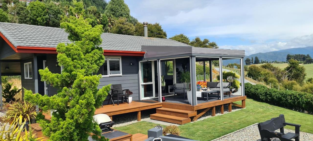 Rocky Ridge Cottage Takaka Exteriör bild
