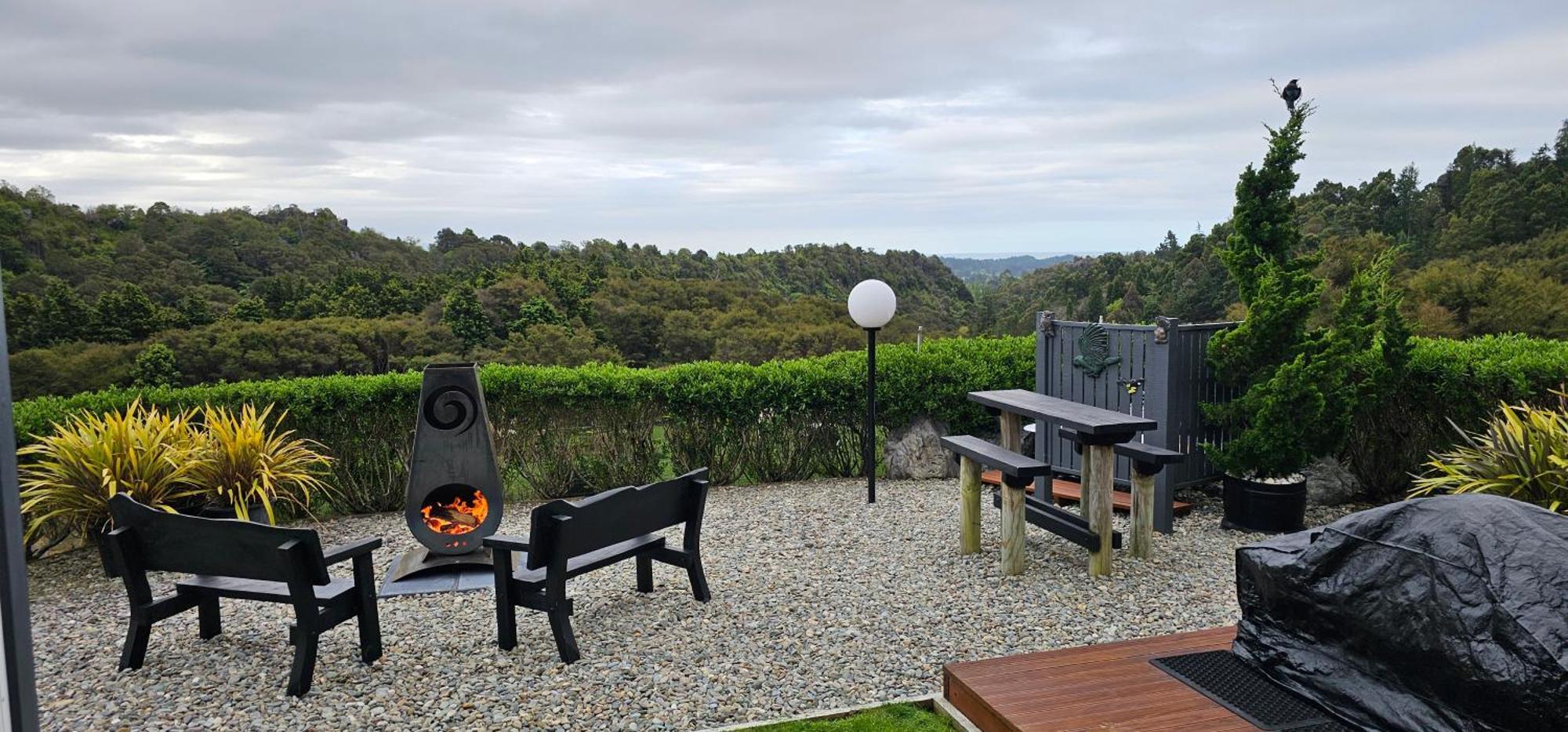 Rocky Ridge Cottage Takaka Exteriör bild