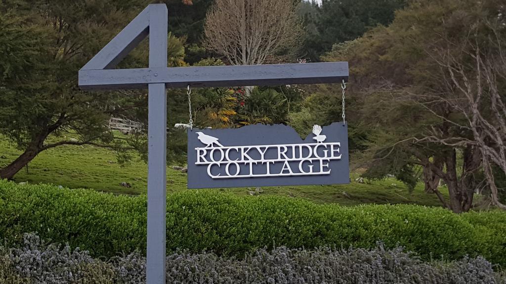 Rocky Ridge Cottage Takaka Exteriör bild