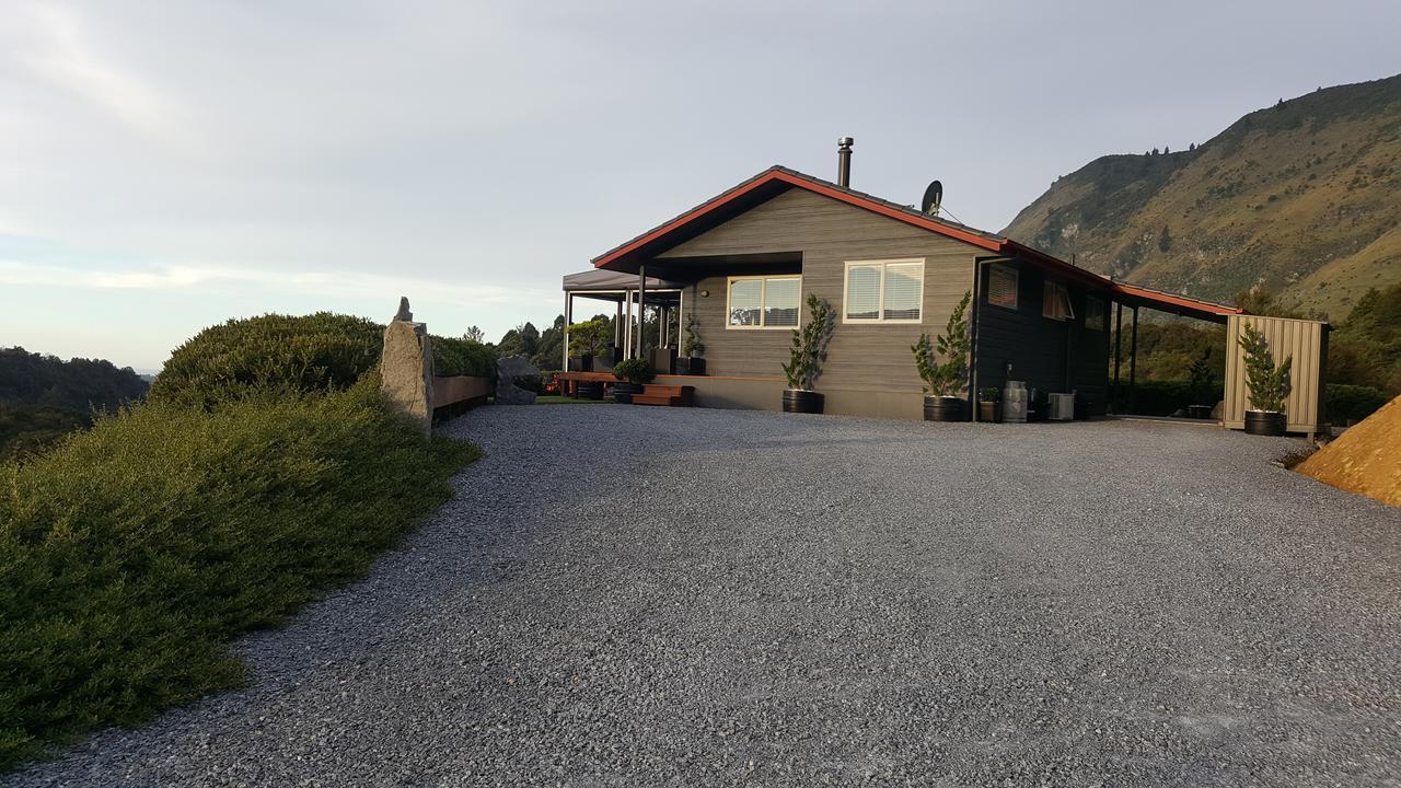 Rocky Ridge Cottage Takaka Exteriör bild